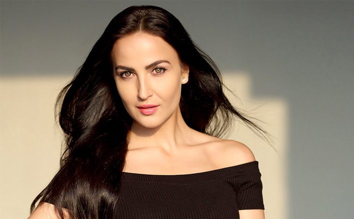 Elli Avram Dating With Ashish
