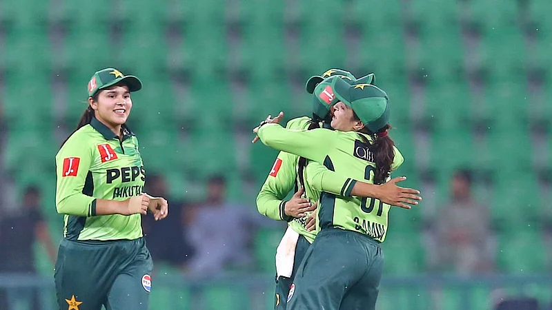 BAN W vs PAK W Live on TV