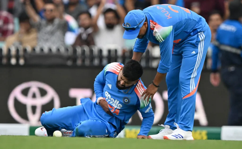 Shreyas Iyer Admitted in Hospital