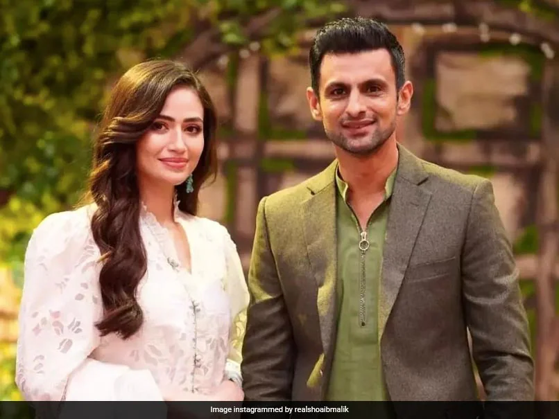 Why Shoaib Malik Divorced?