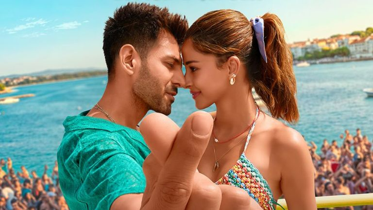 Tu Meri Main Tera Main Tera Tu Meri Movie Review 2025